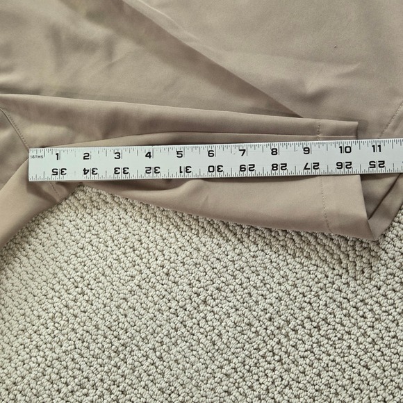 Nike Golf 11" Shorts Mens 42 Beige Pleated Performance Athletic‎ Casual 42x11 - Picture 5 of 6